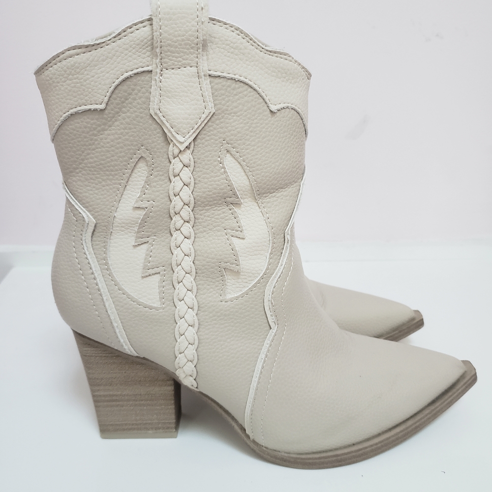 MIA Cream Heeled Western Boots